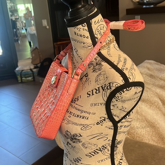 🆕 Brahmin Pink Punch Crossbody Bag and Dust Bag - Picture 3 of 17